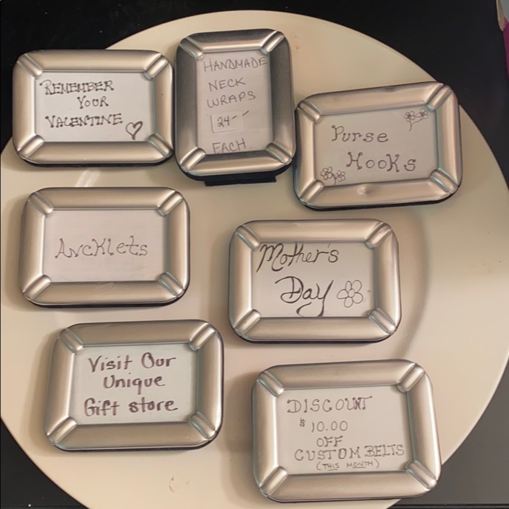Display framed signs 7 frames